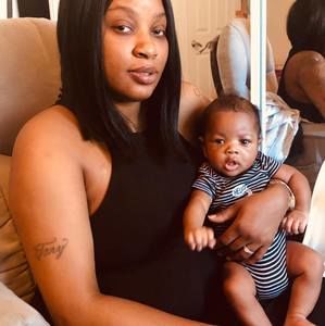 Meet your Posher, Lonni